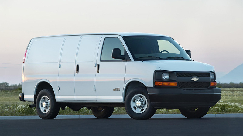 3 popular commercial vehicles recommended.
