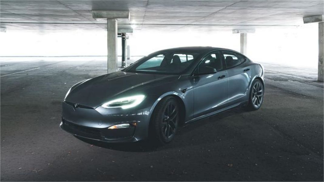 Four cars that can free your hands!